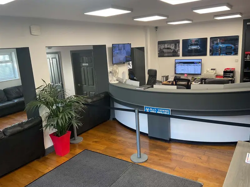 Reception desk where you drop off for your MOT